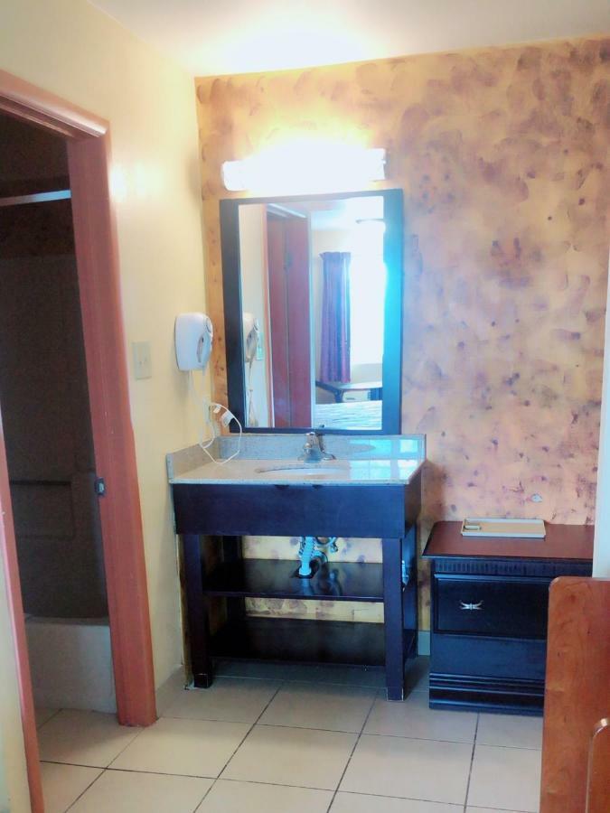 Sunflower Inn Галлоуэй Экстерьер фото