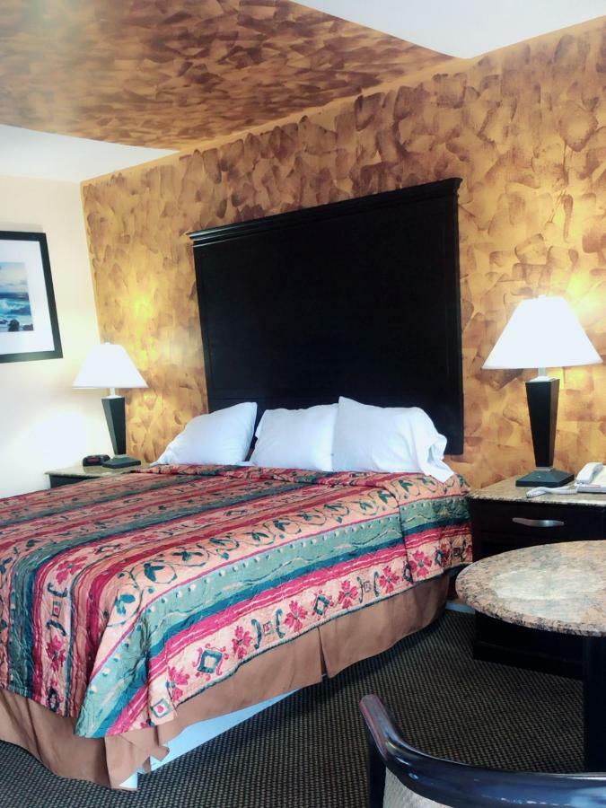 Sunflower Inn Галлоуэй Экстерьер фото
