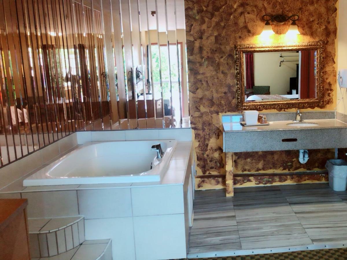 Sunflower Inn Галлоуэй Экстерьер фото